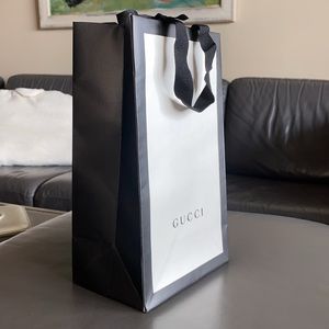 Gucci shopping bag
